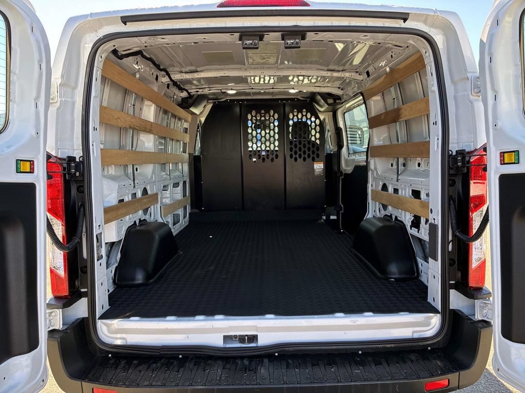 Used 2025 Ford Transit 250 Low Roof w/ Exterior Upgrade Package RWD image 15
