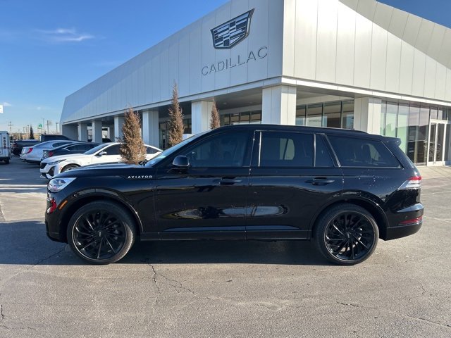 Used 2023 Lincoln Aviator Black Label w/ Jet Package image 1