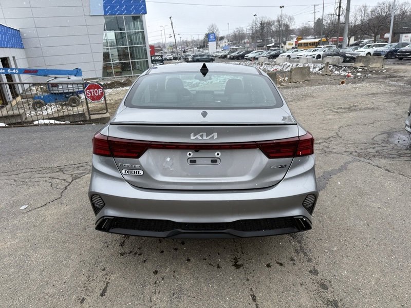 Certified 2023 Kia Forte GT-Line image 6