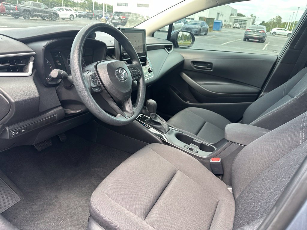 Certified 2025 Toyota Corolla LE FWD image 23