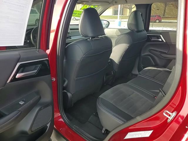 Used 2024 Mitsubishi Outlander SE image 30