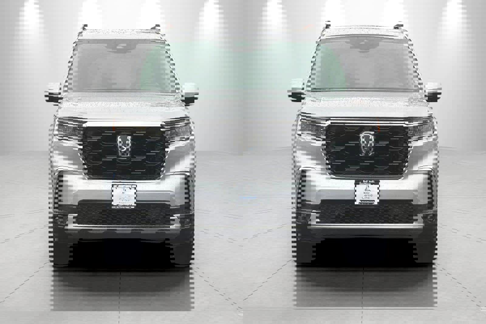 Used 2024 Honda Pilot Touring image 10