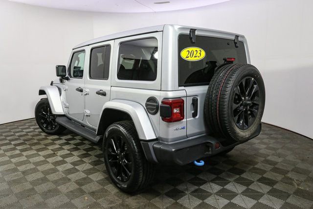 Used 2023 Jeep Wrangler Unlimited Sahara w/ Cold Weather Group image 9