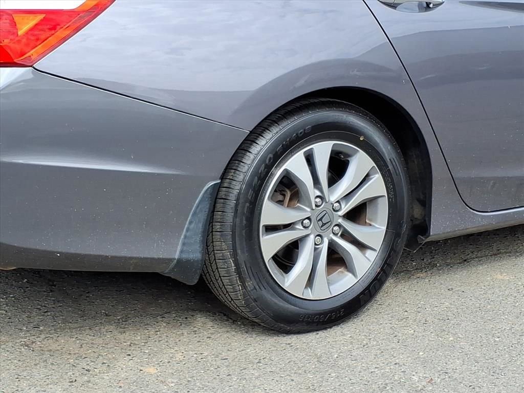 Used 2014 Honda Accord LX image 28