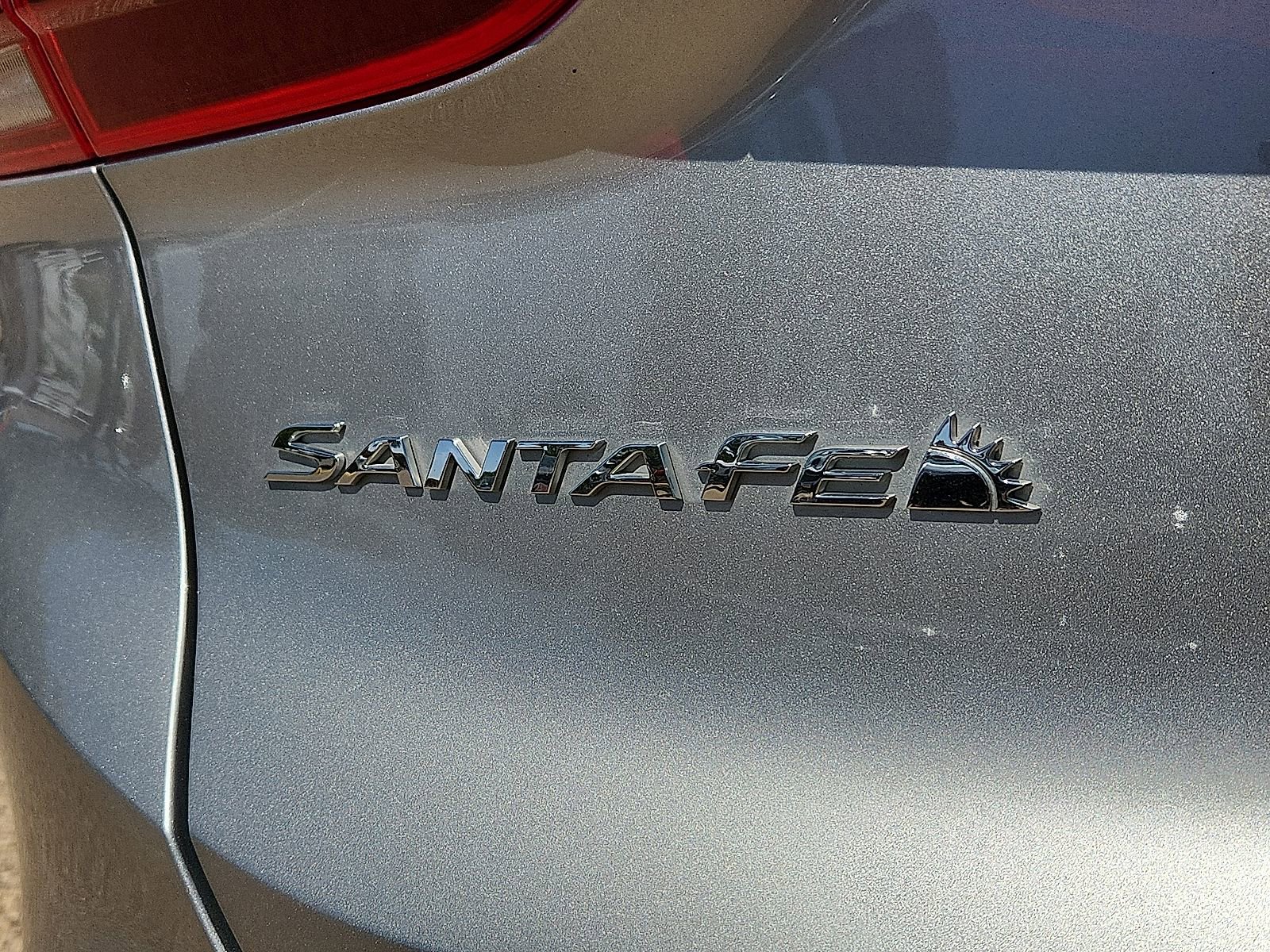 Used 2022 Hyundai Santa Fe Limited FWD image 8