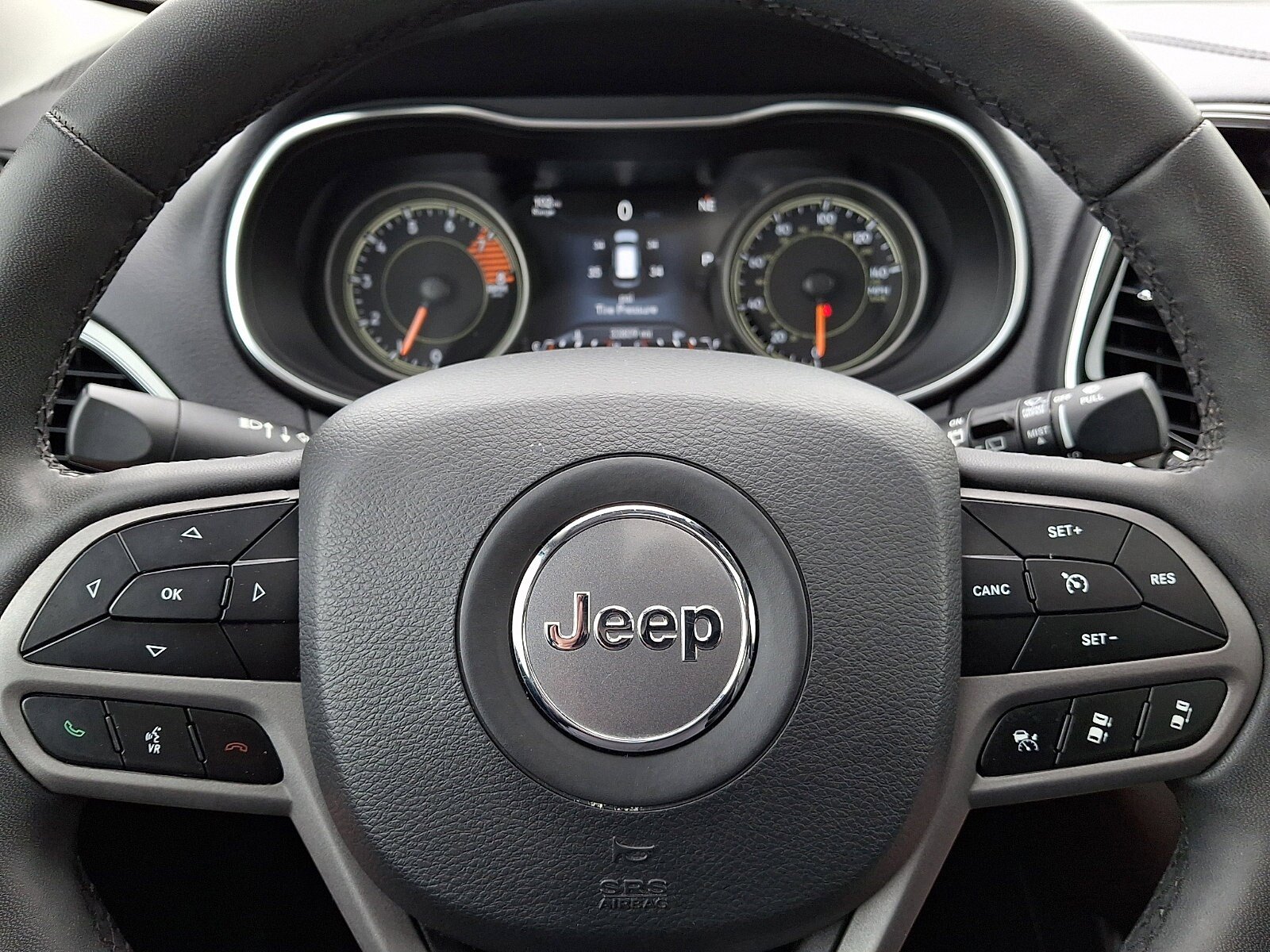 Used 2022 Jeep Cherokee Limited AWD/4WD image 20