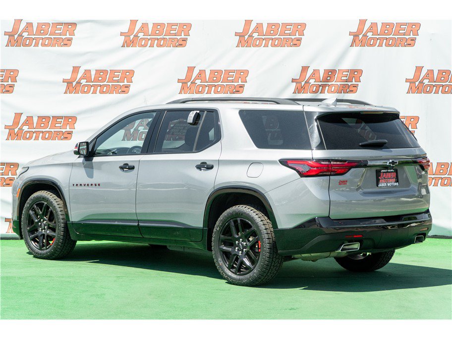 Used 2023 Chevrolet Traverse Premier w/ Redline Edition AWD/4WD image 12