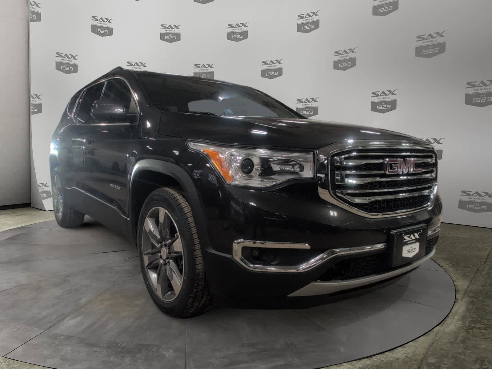 Used 2018 GMC Acadia SLT image 1