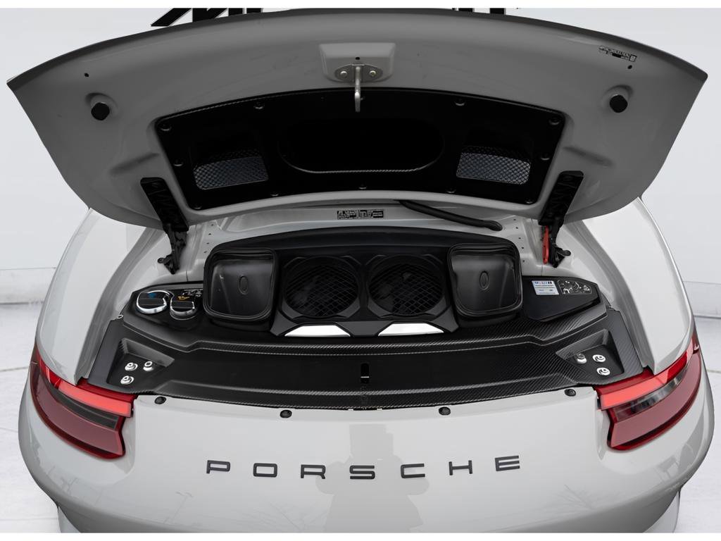 Used 2018 Porsche 911 GT3 image 18