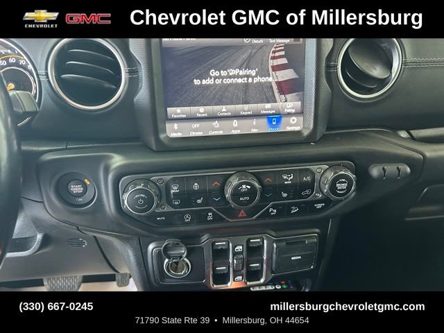 Used 2020 Jeep Wrangler Unlimited Sahara w/ Dual Top Group AWD/4WD image 25