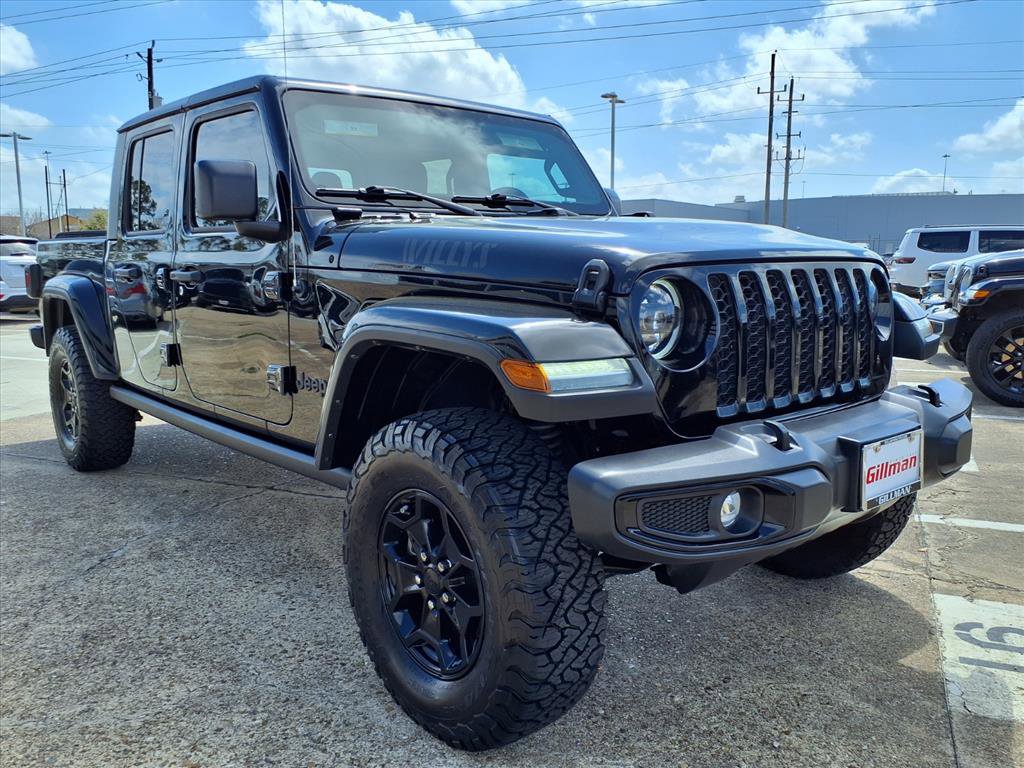 Used 2023 Jeep Gladiator Sport image 2