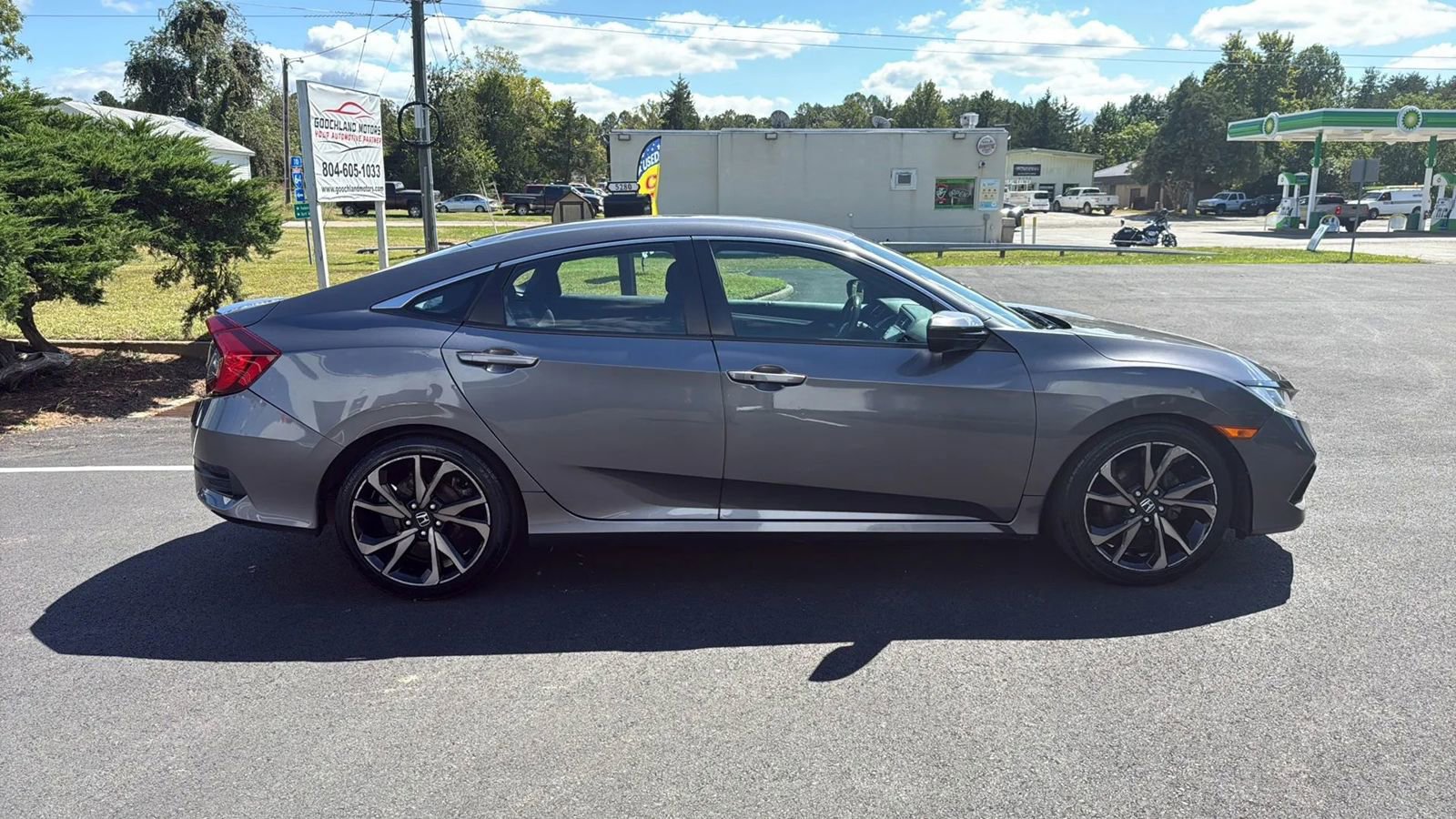 Used 2021 Honda Civic Sport image 8