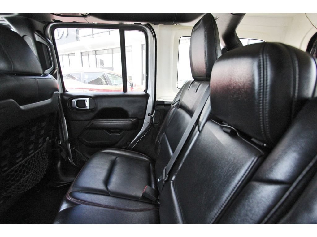 Used 2019 Jeep Wrangler Unlimited Rubicon AWD/4WD image 12