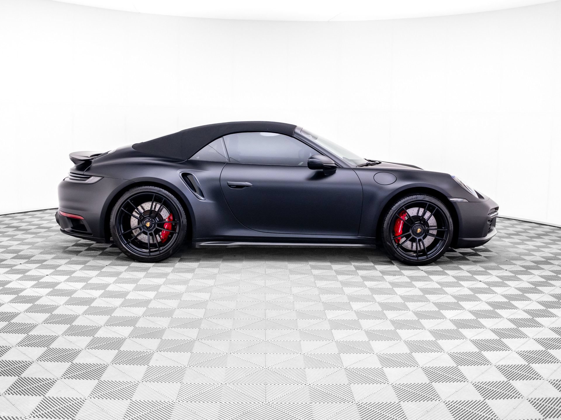 Used 2022 Porsche 911 Turbo AWD/4WD image 7
