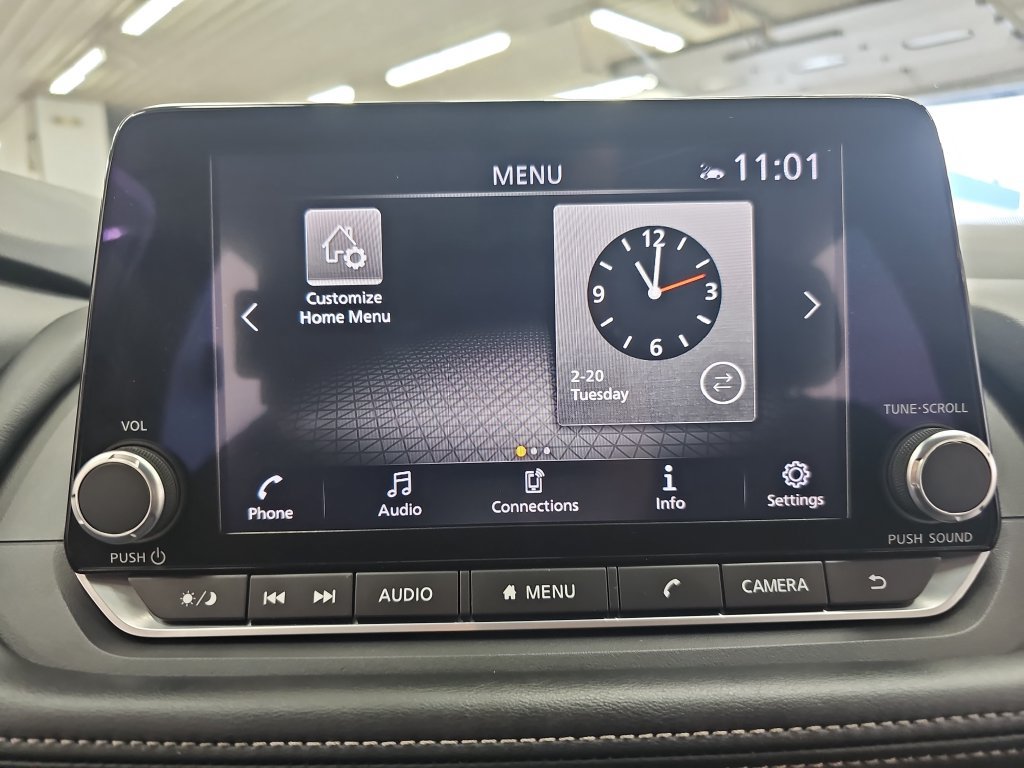 Used 2024 Nissan Rogue SV FWD image 22