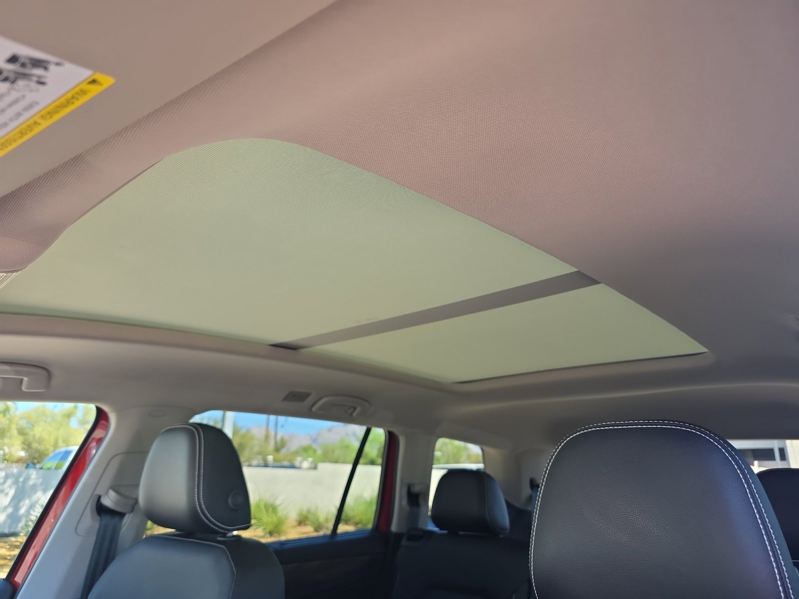 Used 2024 Volkswagen Atlas SE image 33