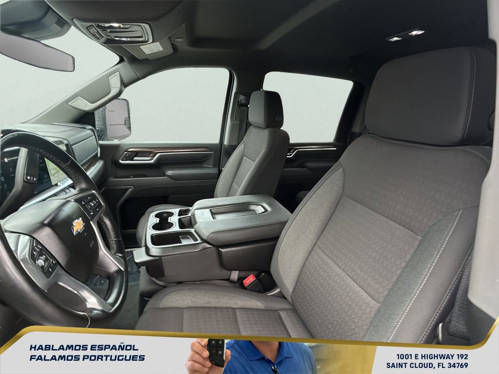 Used 2025 Chevrolet Silverado 2500 LT w/ Convenience Package image 25