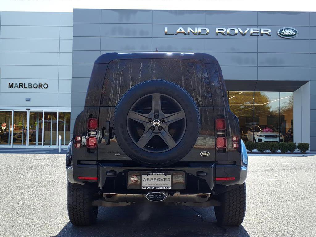 Certified 2023 Land Rover Defender 110 X-Dynamic SE image 7