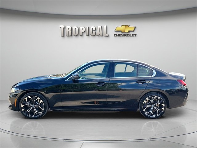 Used 2025 BMW 330i Sedan image 2