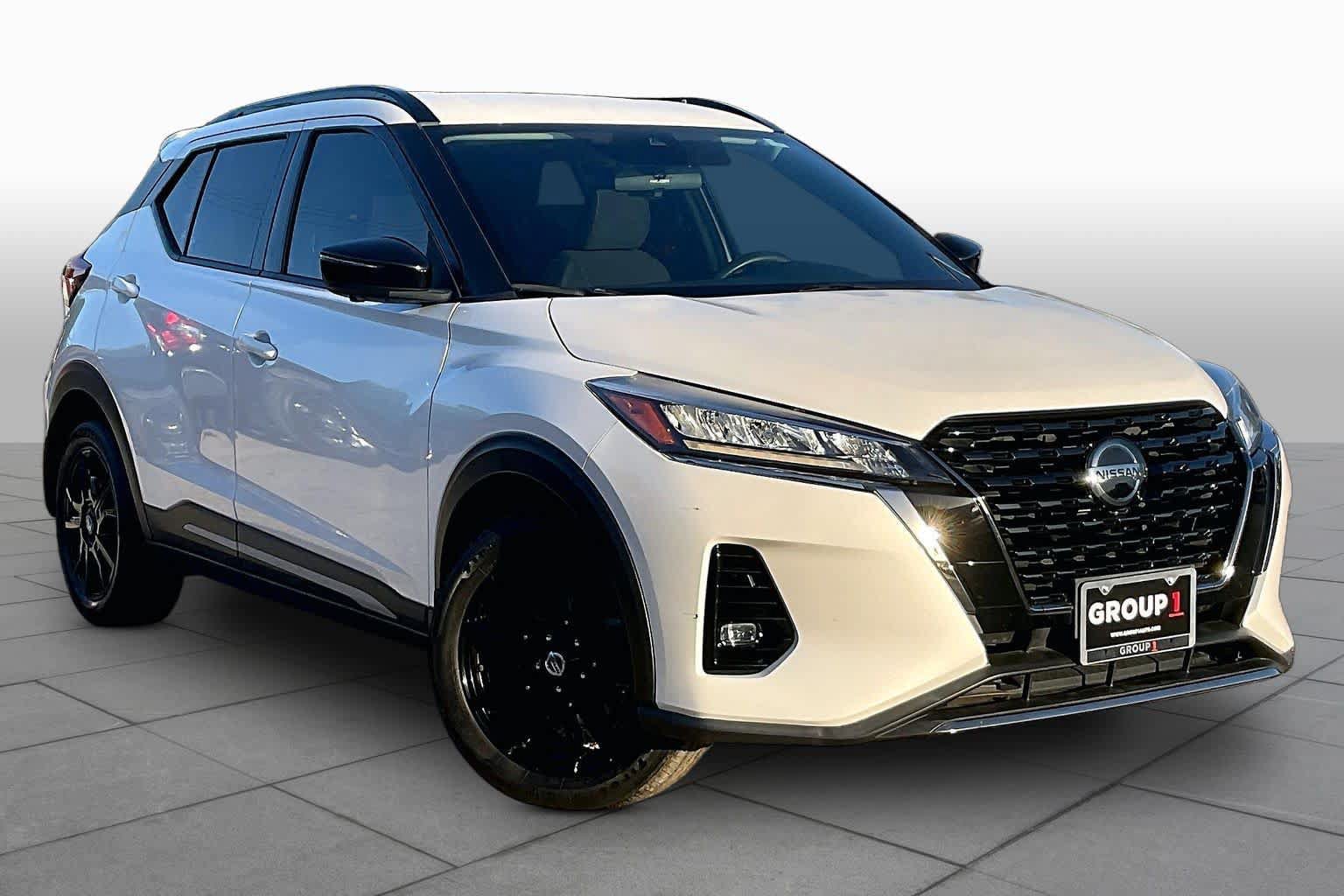 Used 2021 Nissan Kicks SR FWD image 3