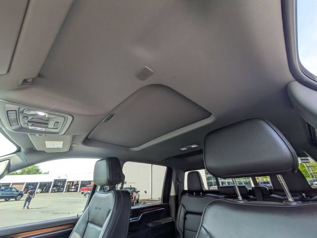 Used 2024 GMC Sierra 2500 Denali w/ Denali Reserve Package AWD/4WD image 28