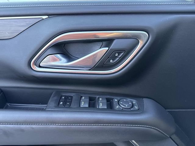 Used 2022 Chevrolet Tahoe Z71 w/ Luxury Package AWD/4WD image 28