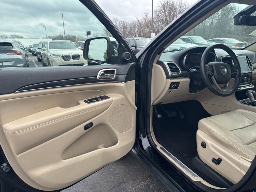 Used 2019 Jeep Grand Cherokee Limited w/ Luxury Group II image 10