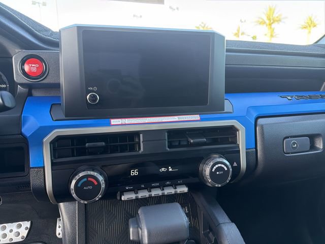 Used 2024 Toyota Tacoma TRD Sport AWD/4WD image 19