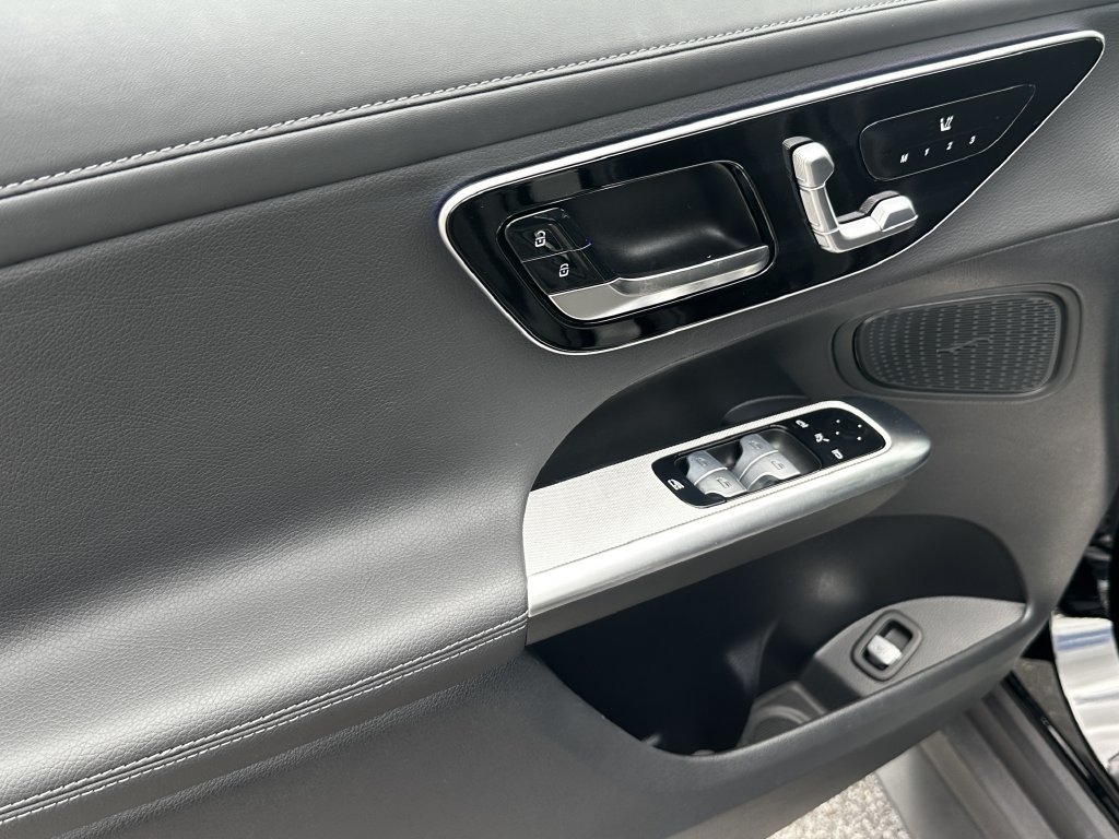 Certified 2026 Mercedes-Benz GLC 300 4MATIC image 11