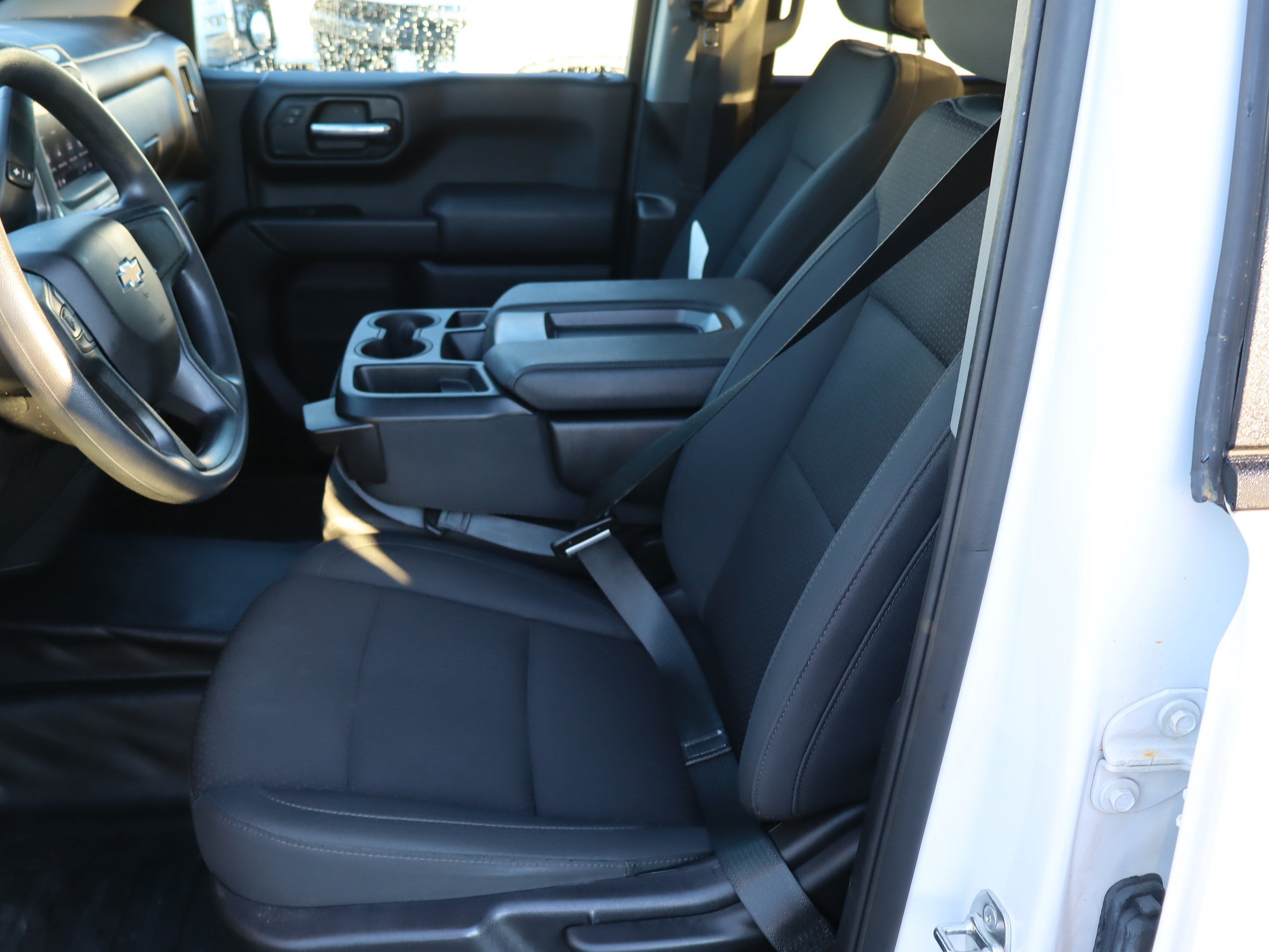Used 2025 Chevrolet Silverado 1500 W/T w/ WT Value Package AWD/4WD image 18