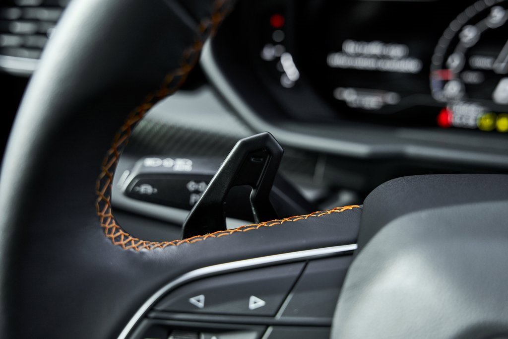 Used 2022 Lamborghini Urus image 56