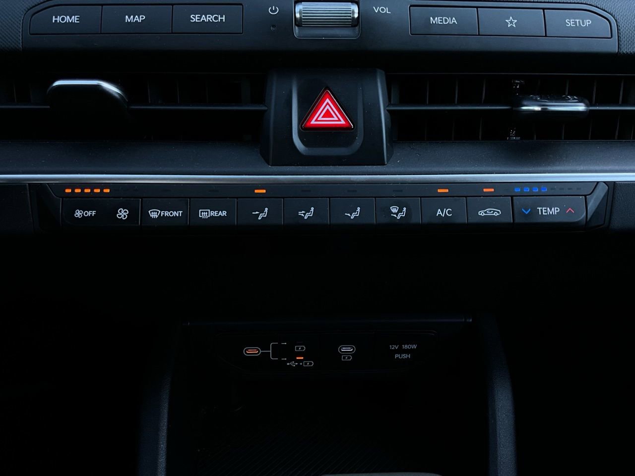 Used 2025 Kia K4 LXS image 28