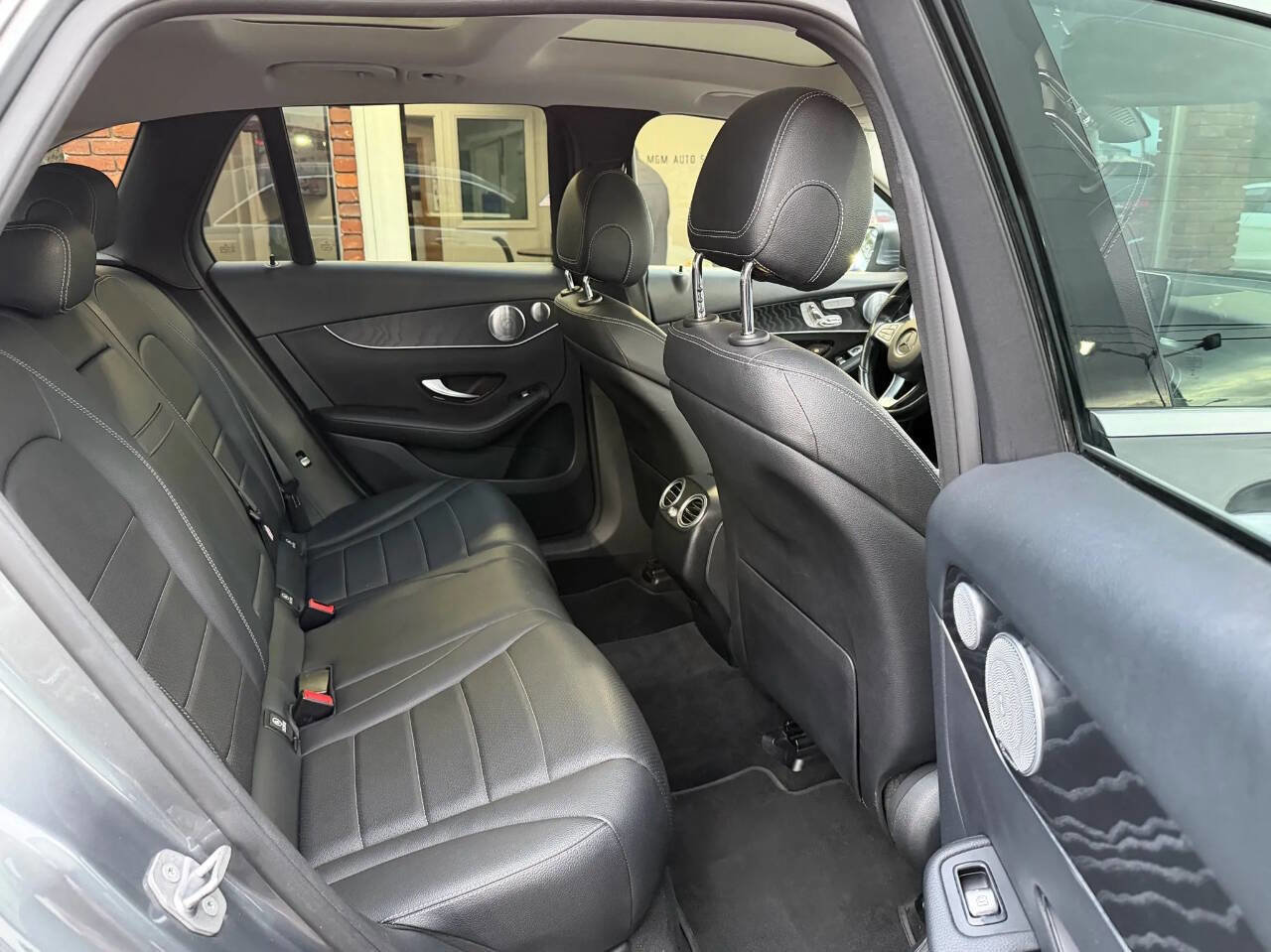 Used 2016 Mercedes-Benz GLC 300 GLC 300 4MATIC AWD 4dr SUV image 12