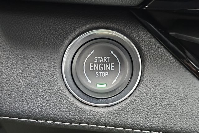 New 2026 Buick Enclave Avenir w/ Super Cruise Package FWD image 17