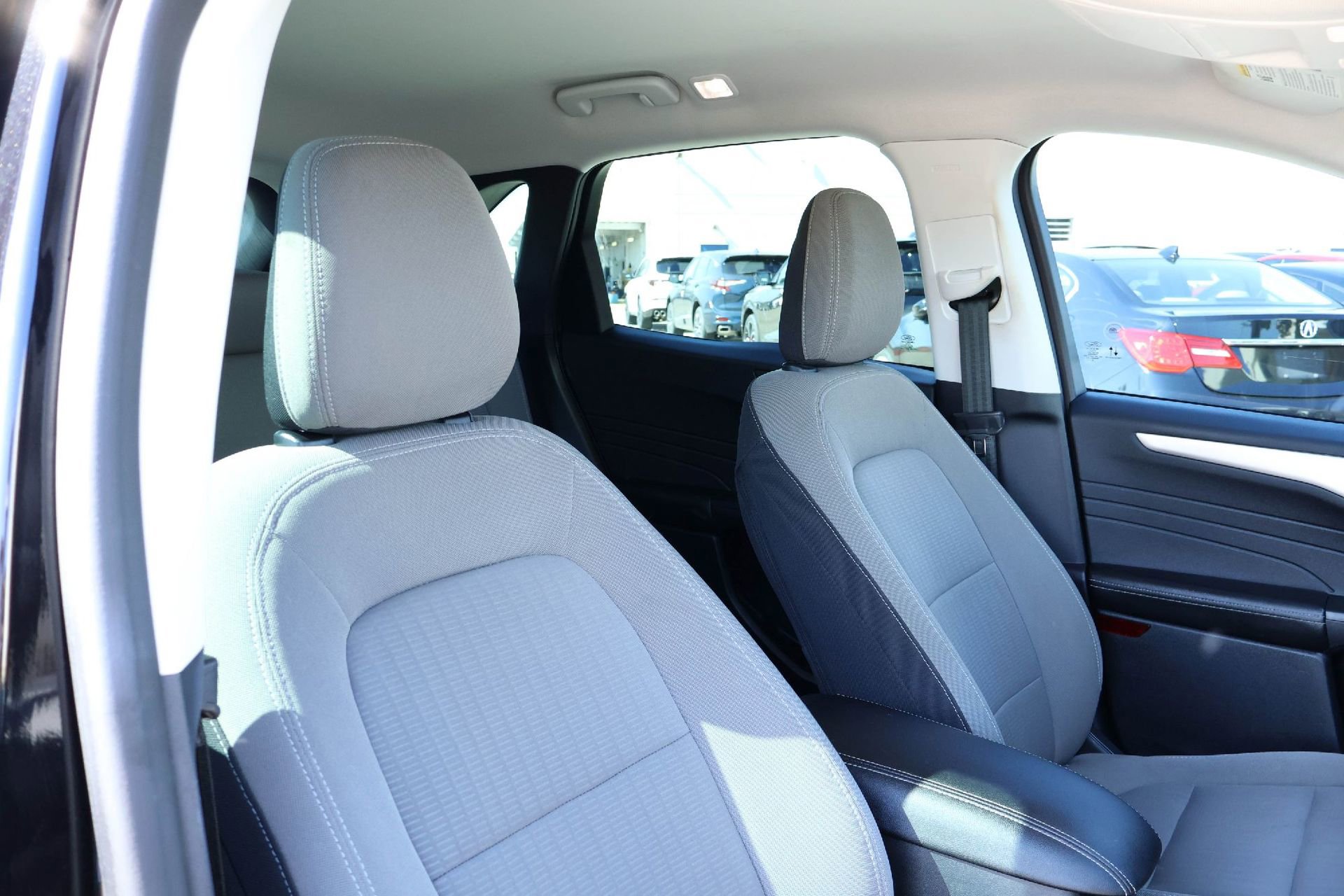 Used 2022 Ford Escape S image 14