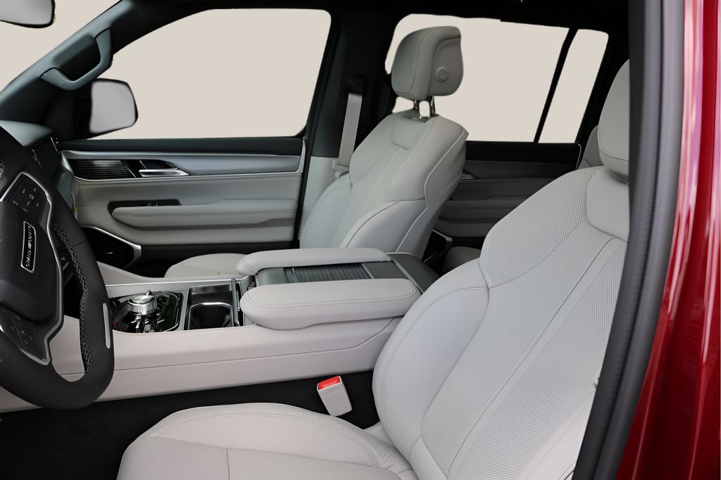New 2026 Jeep Grand Wagoneer Limited AWD/4WD image 13