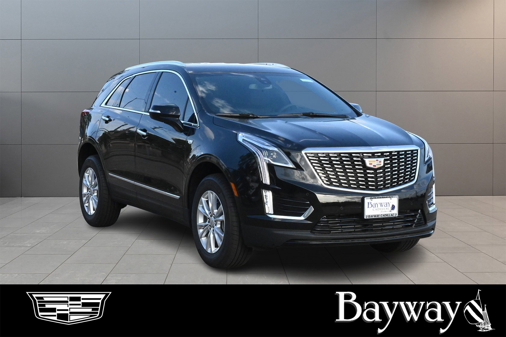 New 2026 Cadillac XT5 Luxury w/ LPO, Floor Liner Package image 3