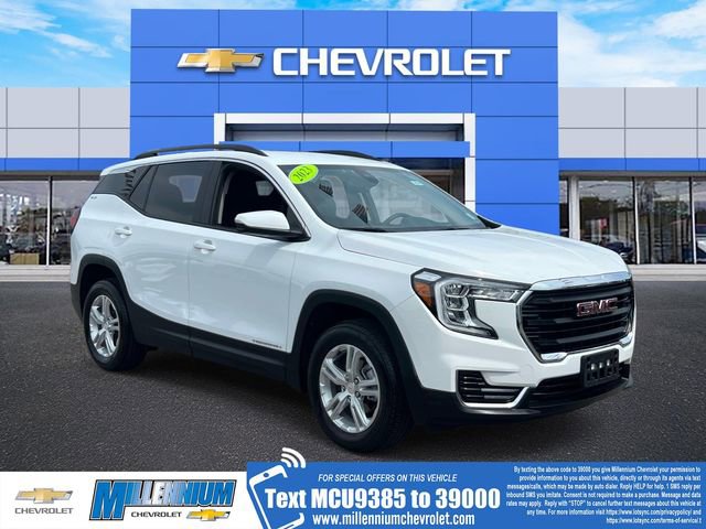 Used 2023 GMC Terrain SLE w/ Driver Convenience Package AWD/4WD image 1