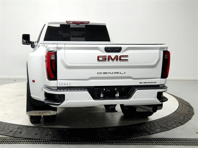Used 2025 GMC Sierra 3500 Denali w/ Technology Package image 6