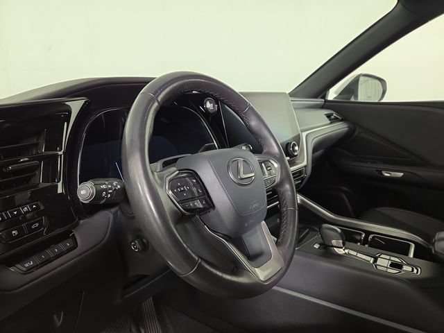 Used 2024 Lexus TX 350 AWD w/ Captains Chair Package image 15