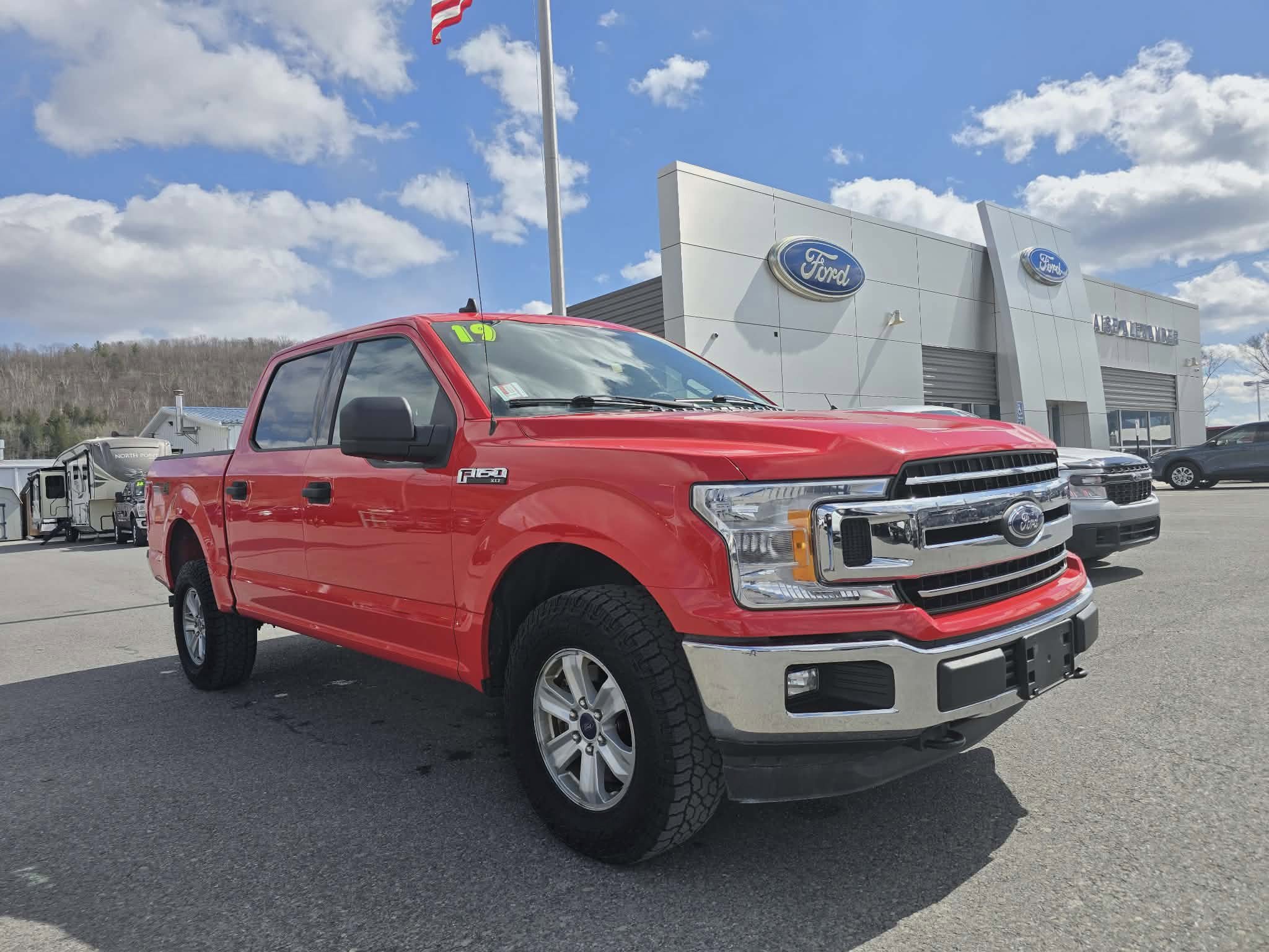 Used 2019 Ford F150 XLT image 1
