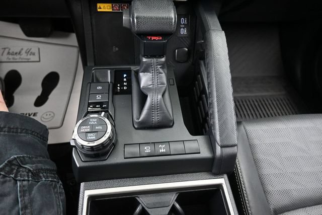 Used 2025 Toyota 4Runner TRD Off-Road Premium AWD/4WD image 11