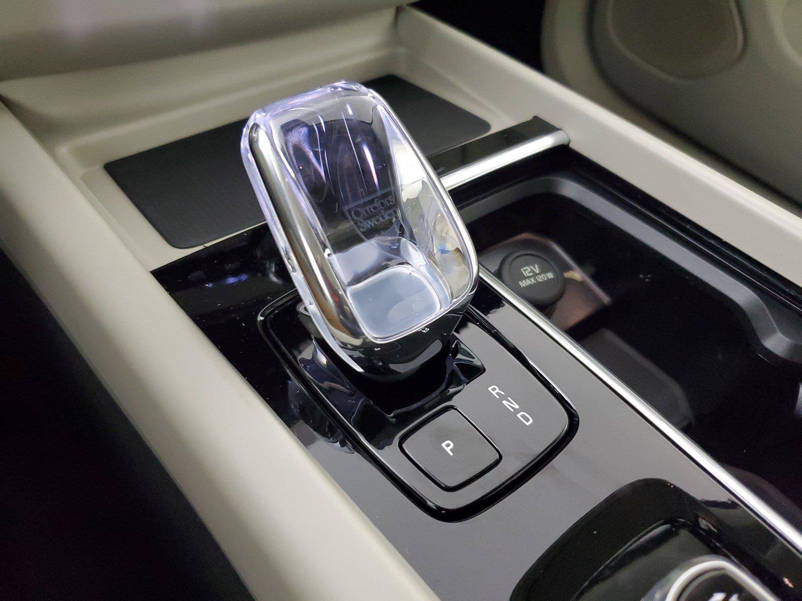 New 2027 Volvo XC60 B5 Ultra AWD/4WD image 32