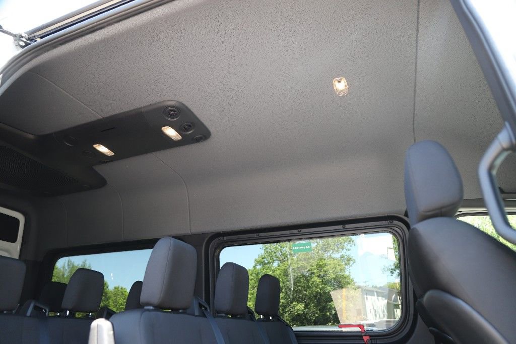 Used 2024 Mercedes-Benz Sprinter 2500 image 44