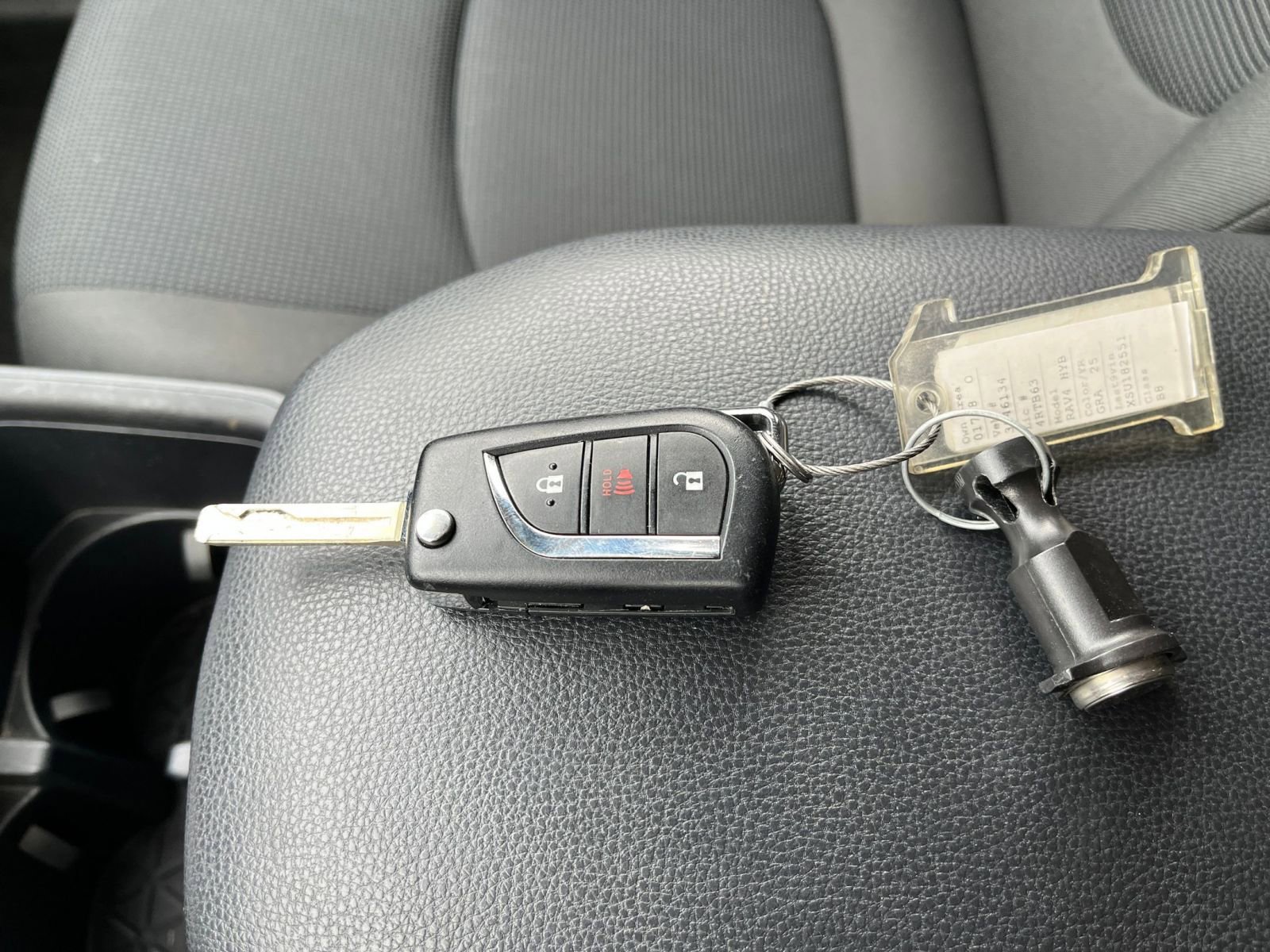 Used 2025 Toyota RAV4 LE image 20