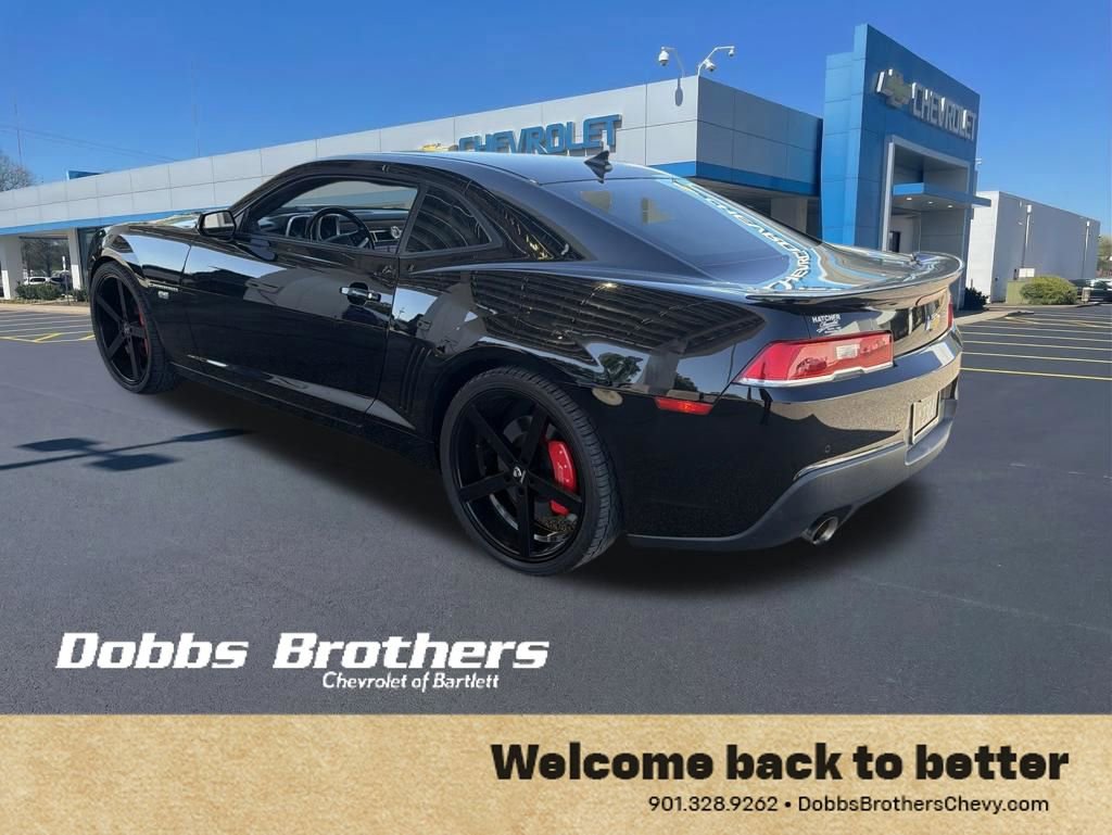 Used 2015 Chevrolet Camaro SS RWD image 2