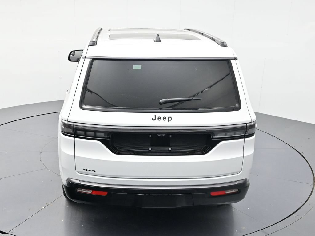 Used 2026 Jeep Grand Wagoneer Limited AWD/4WD image 44
