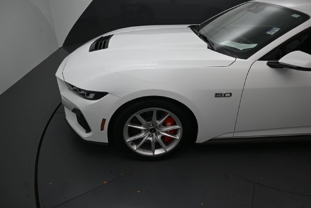 Used 2024 Ford Mustang GT Premium RWD image 9