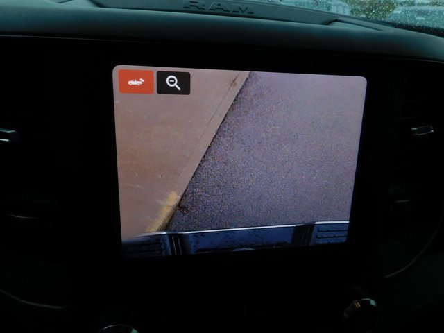 Used 2024 RAM 2500 Tradesman w/ Chrome Appearance Group image 28