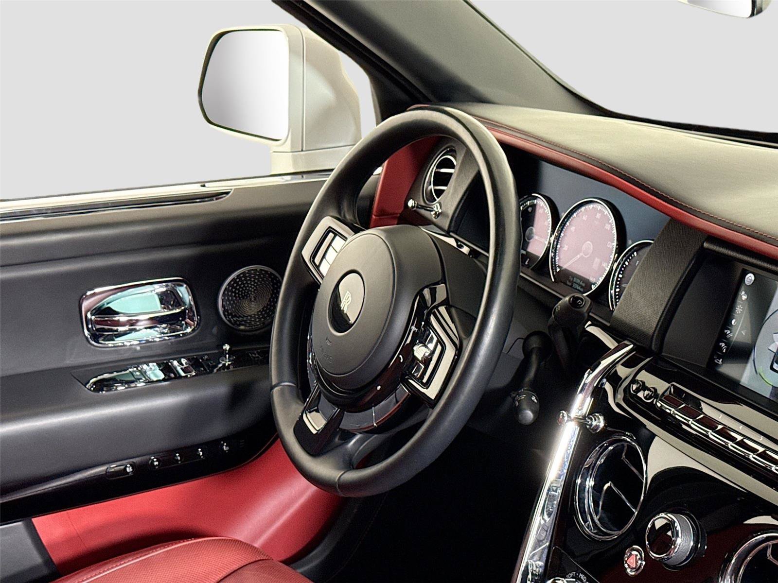 Used 2021 Rolls-Royce Cullinan AWD/4WD image 35